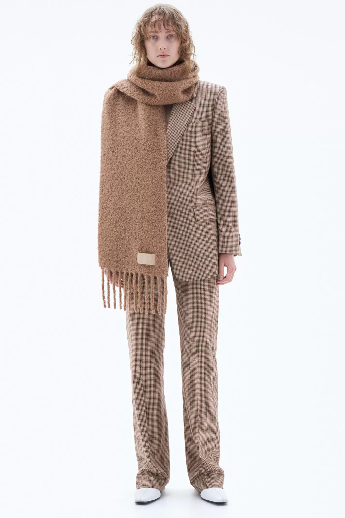 Filippa K Boucle Scarf Camel-Man | Woman Hats & Scarves