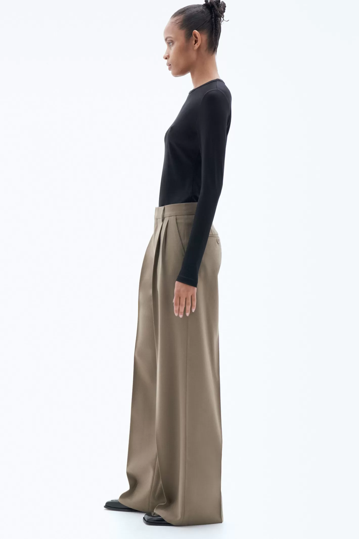 Filippa K Darcey Wool Trousers Nougat-Woman Tailoring | Trousers