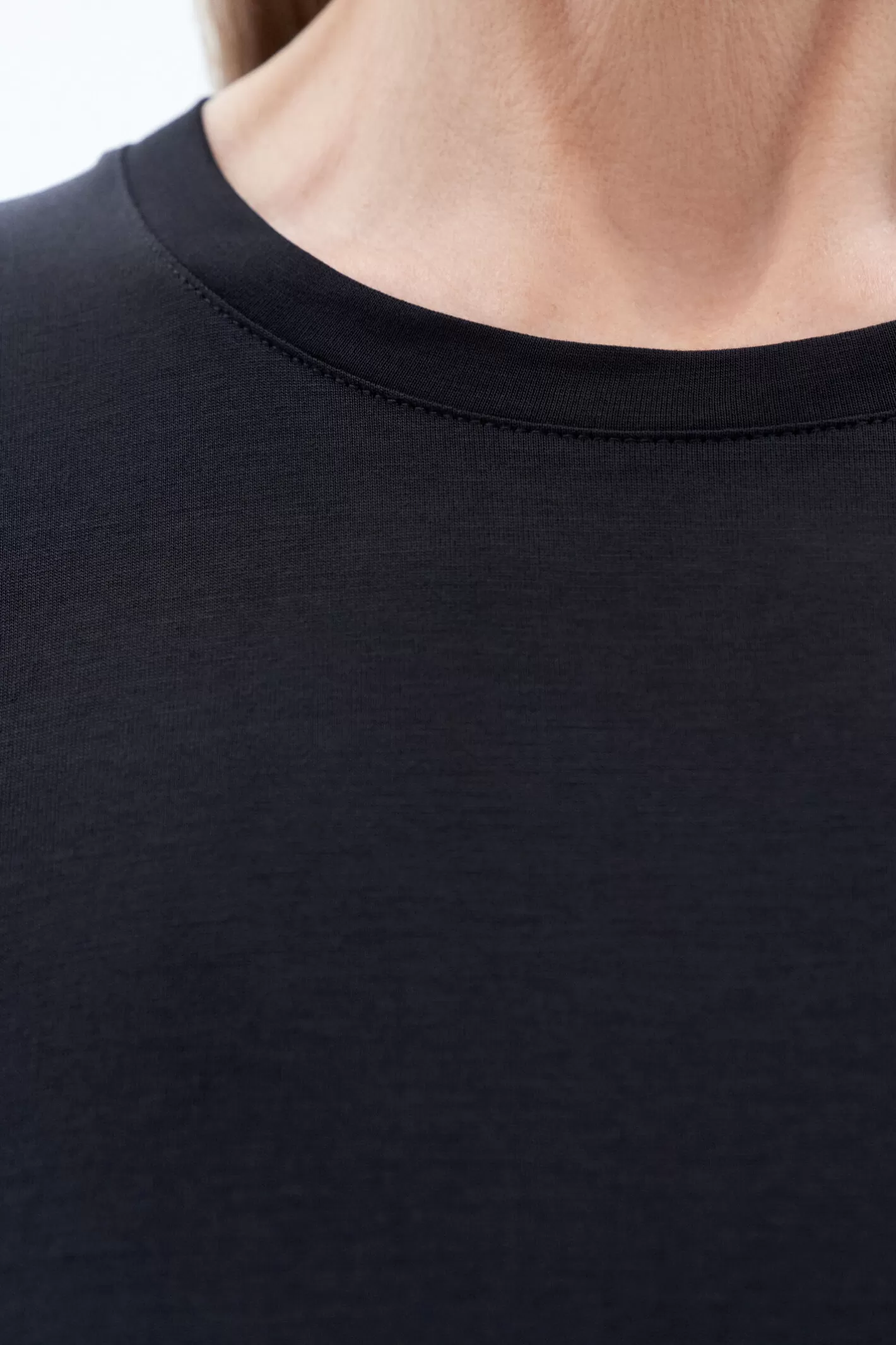 Filippa K Elena Tee Black-Woman Tops