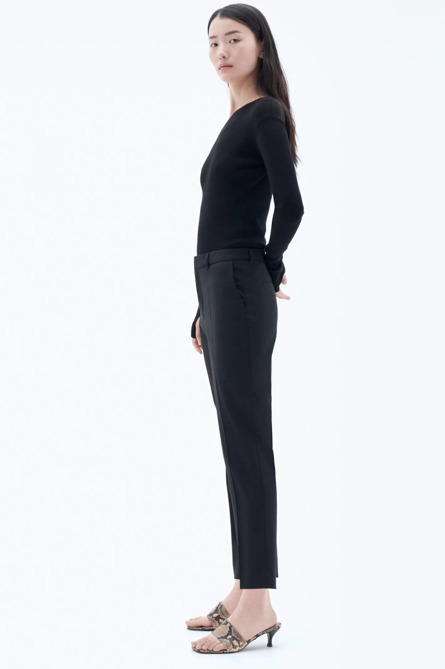 Filippa K Emma Cropped Cool Wool Trousers Black-Woman Tailoring | Trousers