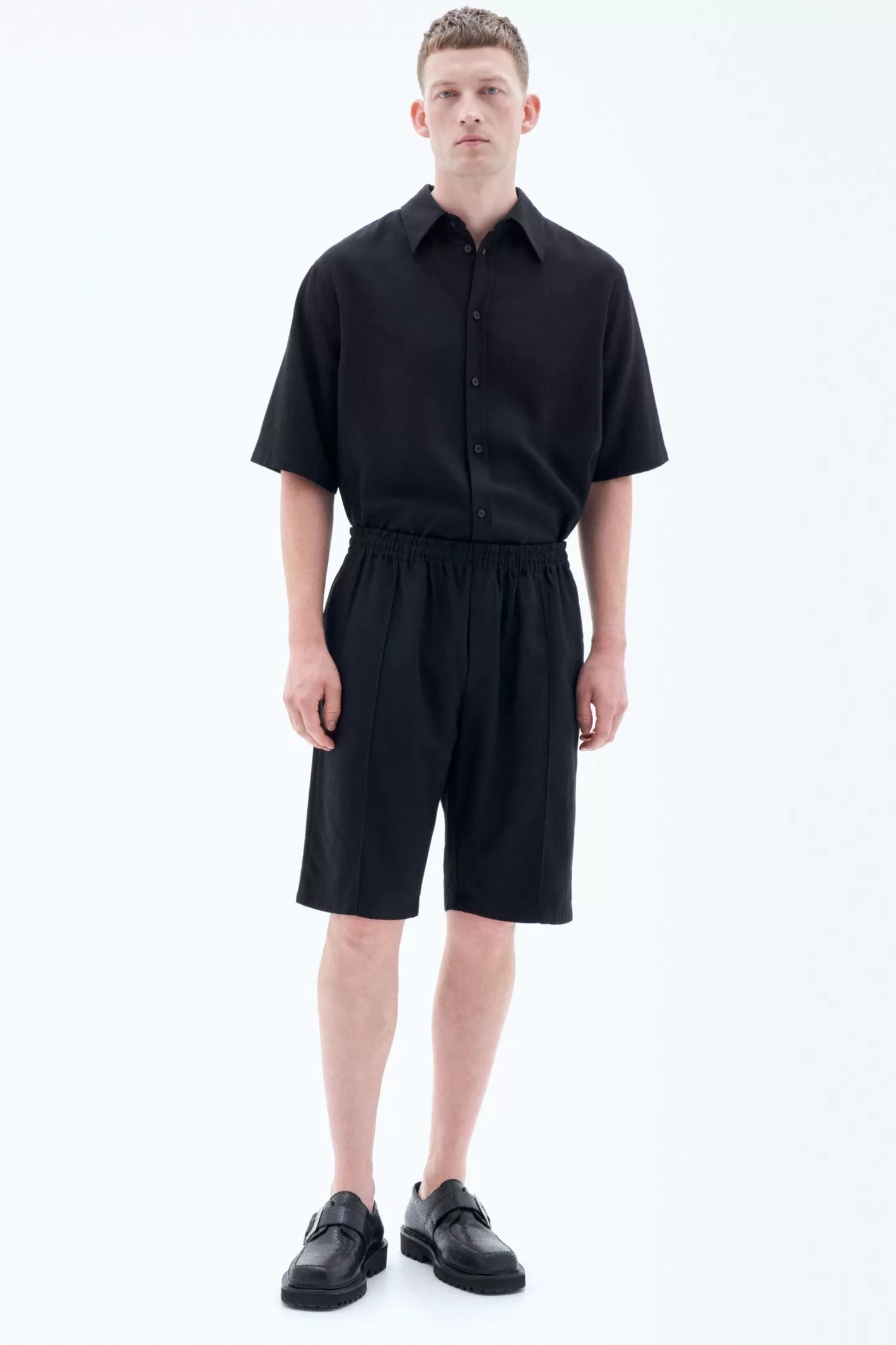 Filippa K Re:sourced Crepe Shorts Black-Man Trousers