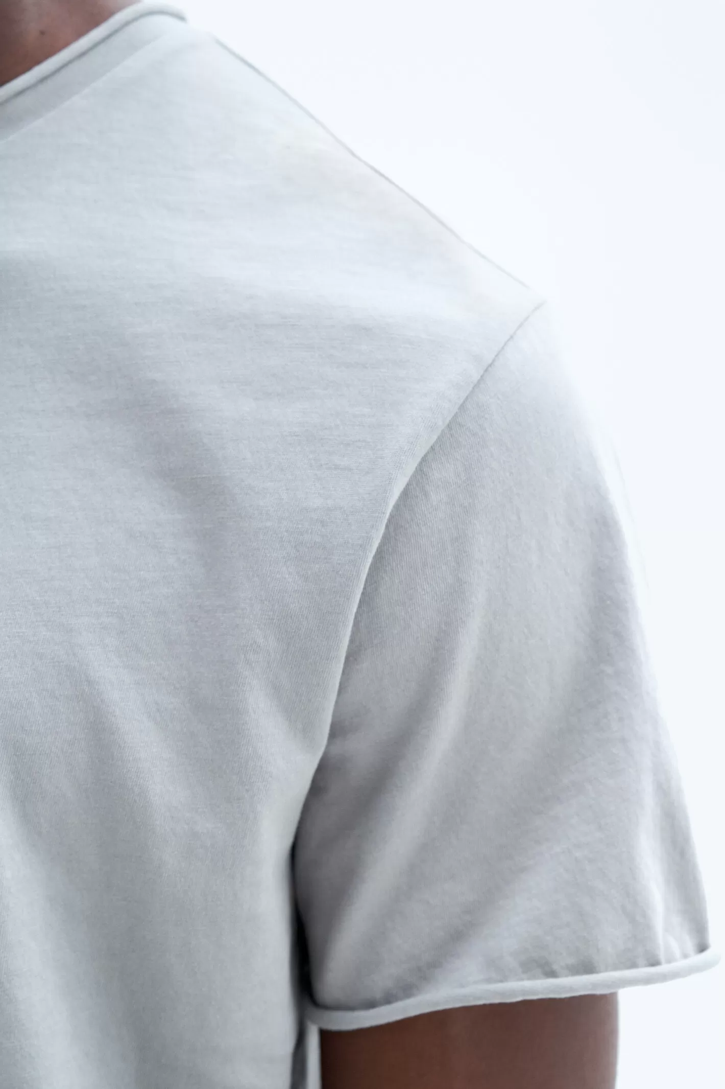 Filippa K Roll Neck Tee Feather Grey-Man T-Shirts