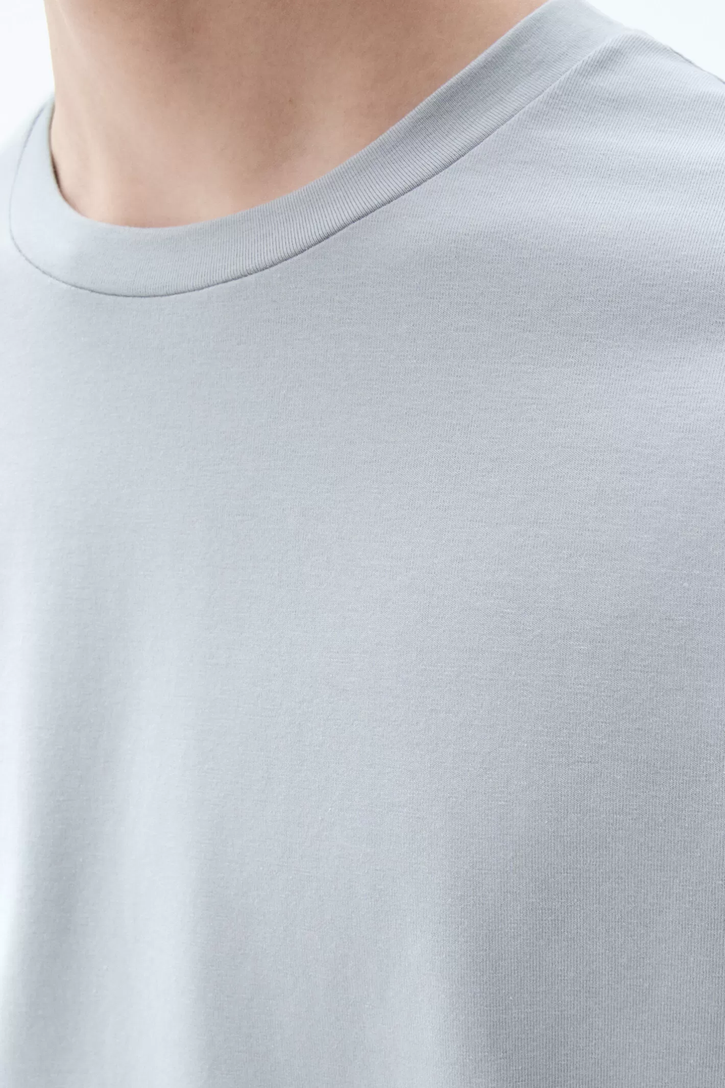 Filippa K Stretch Cotton Tee Feather Grey-Man T-Shirts