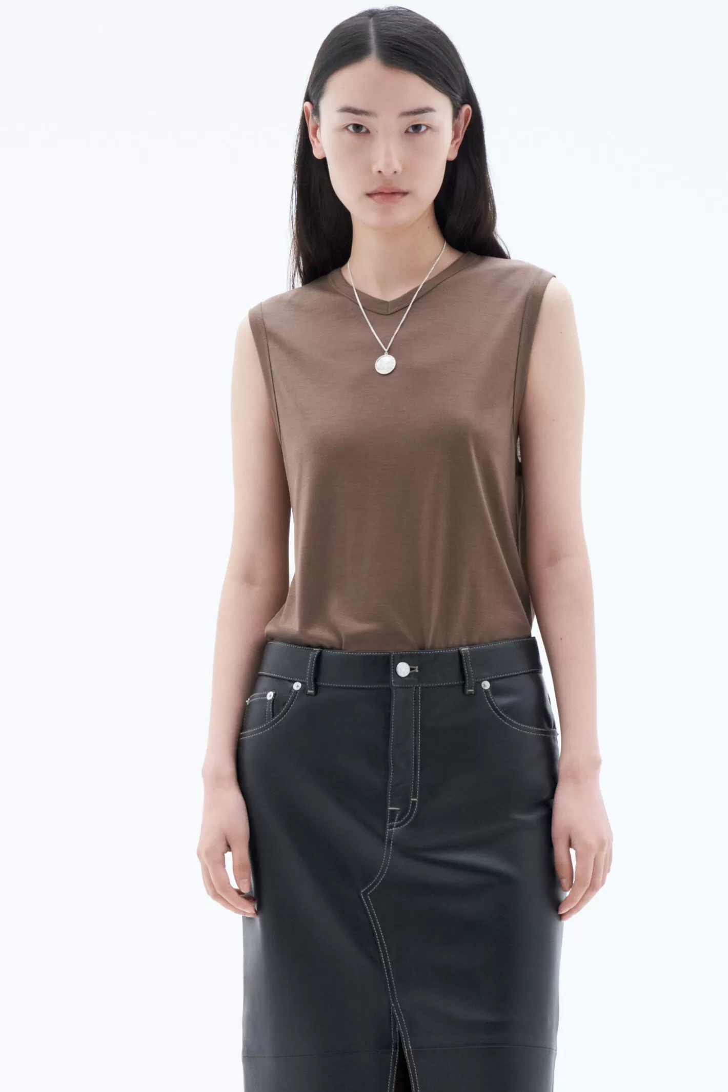 Filippa K V-Neck Tank Top Nougat-Woman Tops