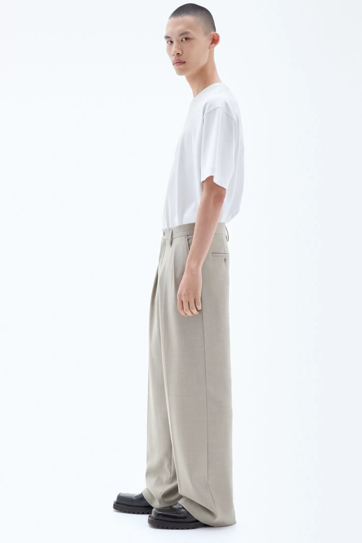 Filippa K Wide Wool Trousers Sage Melange-Man Tailoring | Trousers