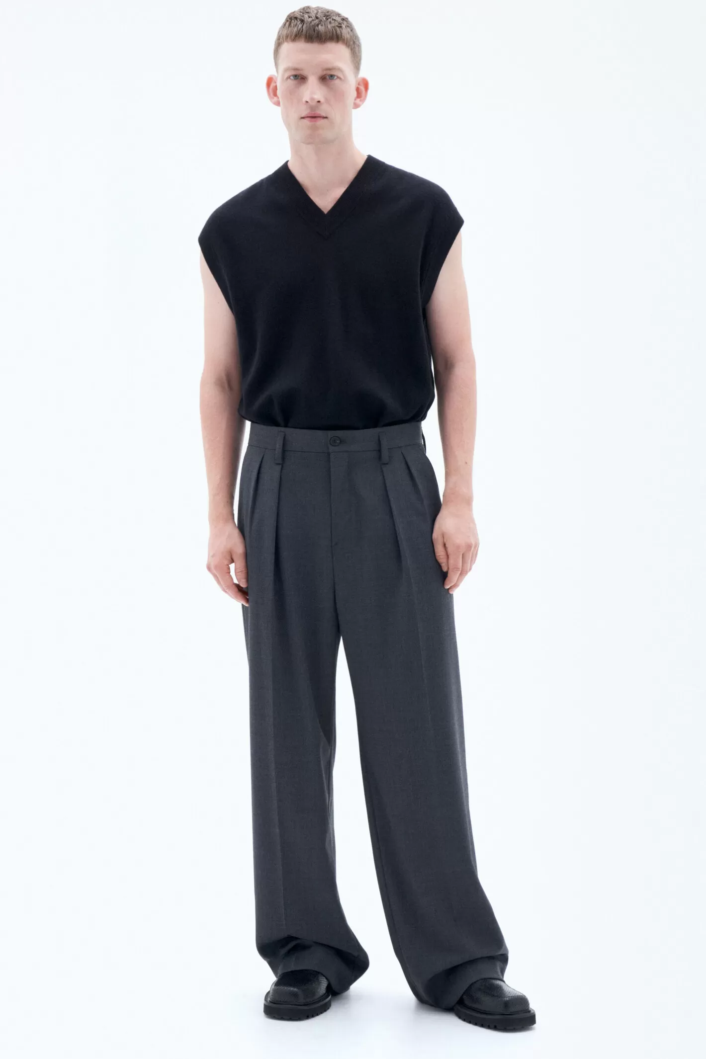 Filippa K Wide Wool Trousers Dk. Grey Mel.-Man Tailoring | Trousers